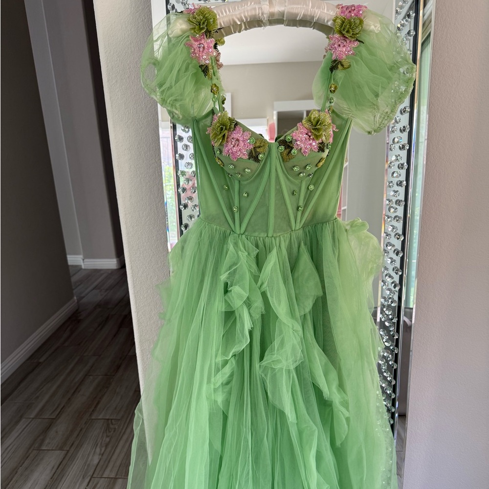 AUTHENTIC Teuta Matoshi Green Fairytale Dress - Picture 5 of 8
